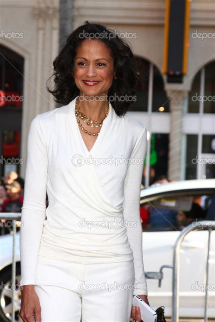 Anne-Marie Johnson Biography - Facts, Childhood, Family Life & Achievements