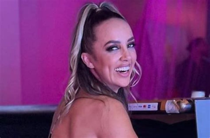 Chelsea Green in Bathing Suit Has a "Happy Sunday" — Celebwell