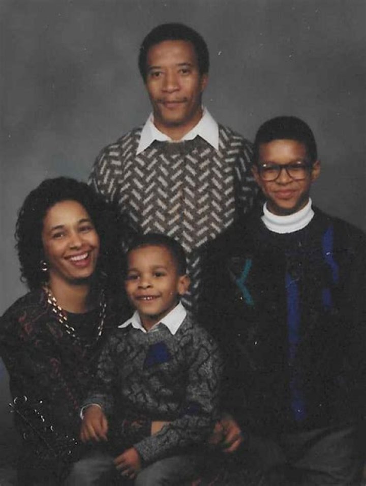 Craig Melvin – Bio, Facts, Family Life of Journalist