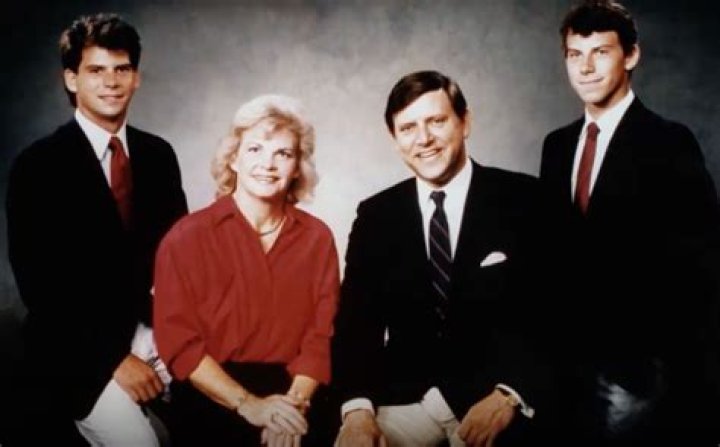 Did All Watt Brothers Go To Wisconsin? – Celebrity