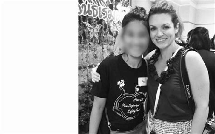 Explore Johanna Calfee Obituary, Real Estate Broker
