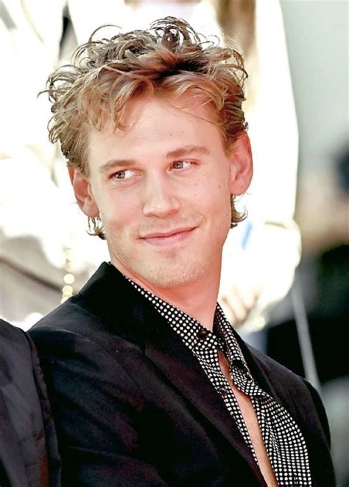 Famous 30 Years Old