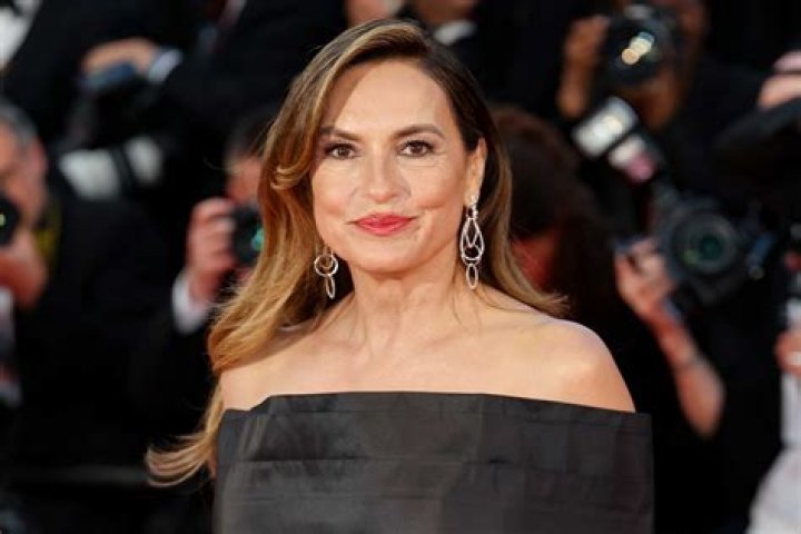 Is Lesley Fera Related To Mariska Hargitay? – Celebrity