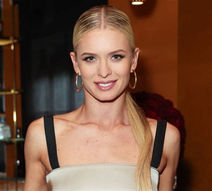 Nadiya Bychkova in Bathing Suit Enjoys "Morning" — Celebwell