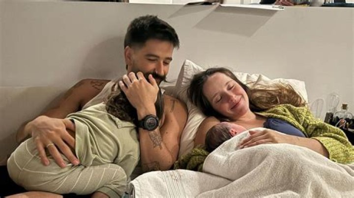 ¿Quién es la familia de Camilo? – Celebrity