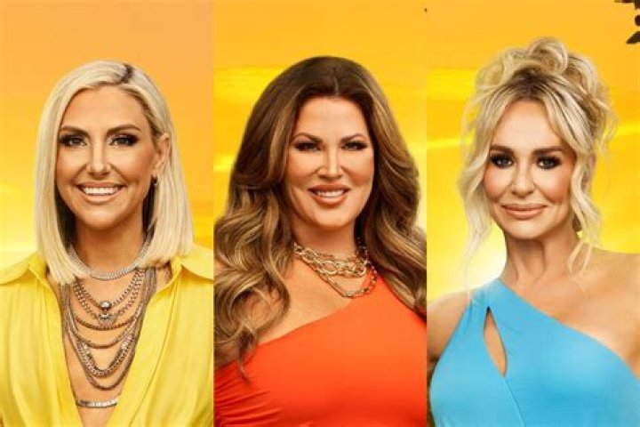 What Size Is Emily On Rhoc? – Celebrity