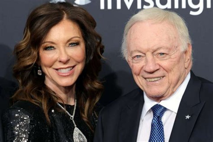 Who is Jerry Jones? Age, Wife, Net-Worth, Cowboys Owner