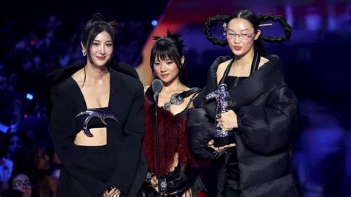 Who is Mulan’s singing voice? – Celebrity